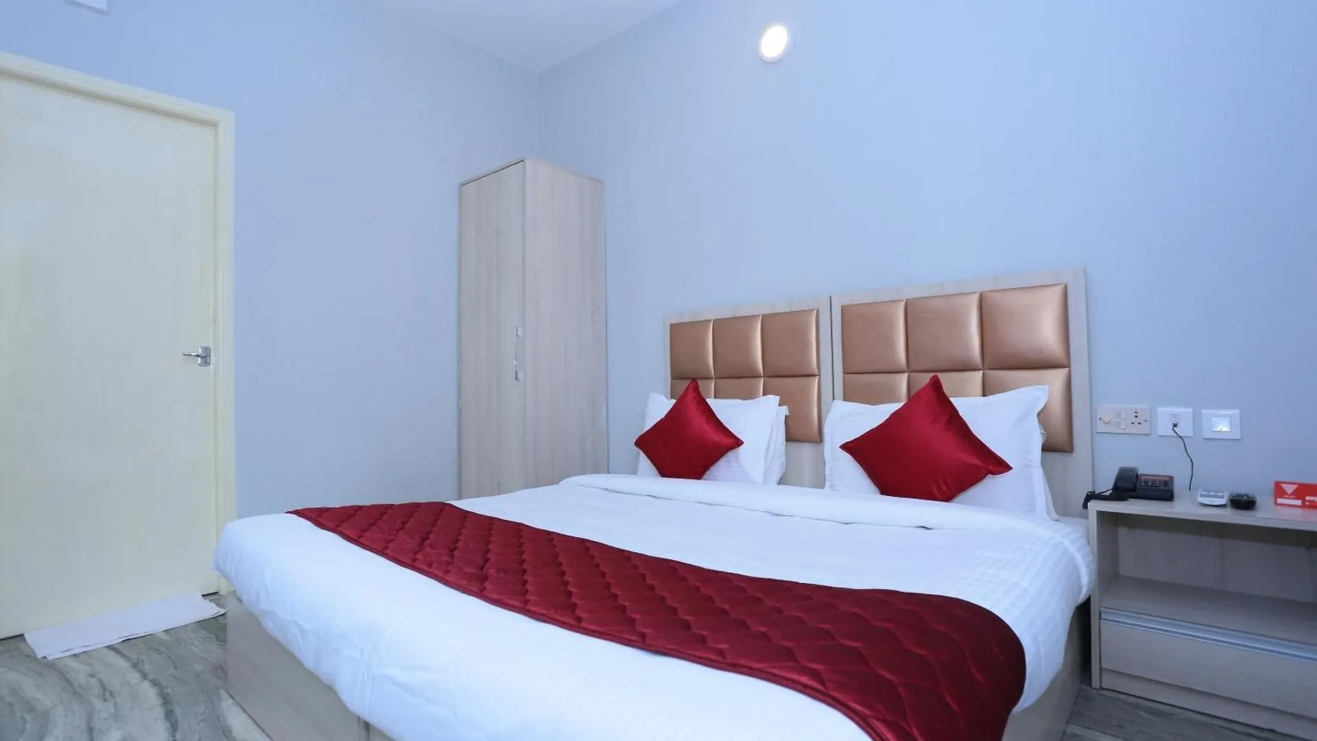 Super Townhouse Prince Palace Thiruvananthapuram India