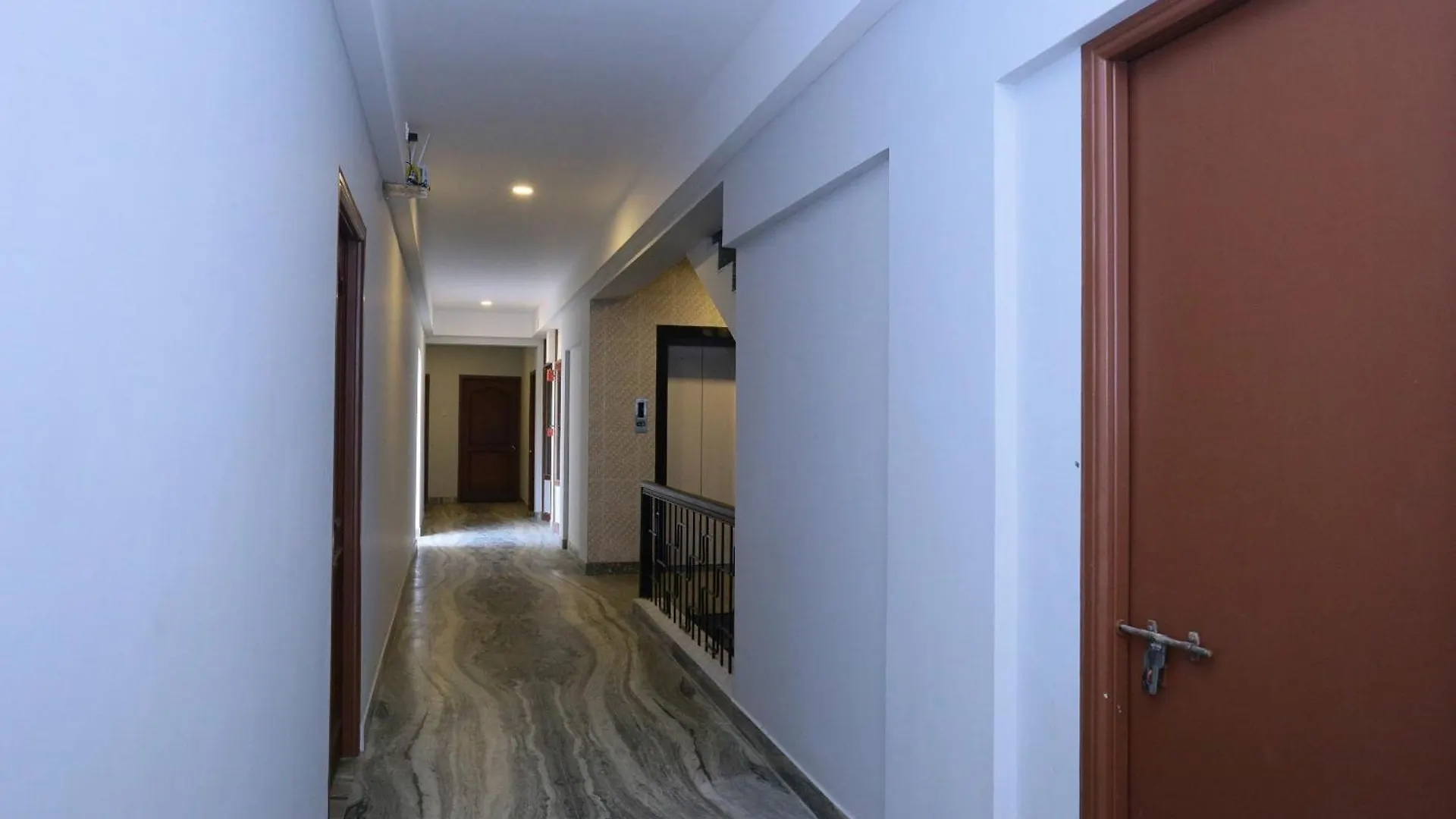Super Townhouse Prince Palace Thiruvananthapuram