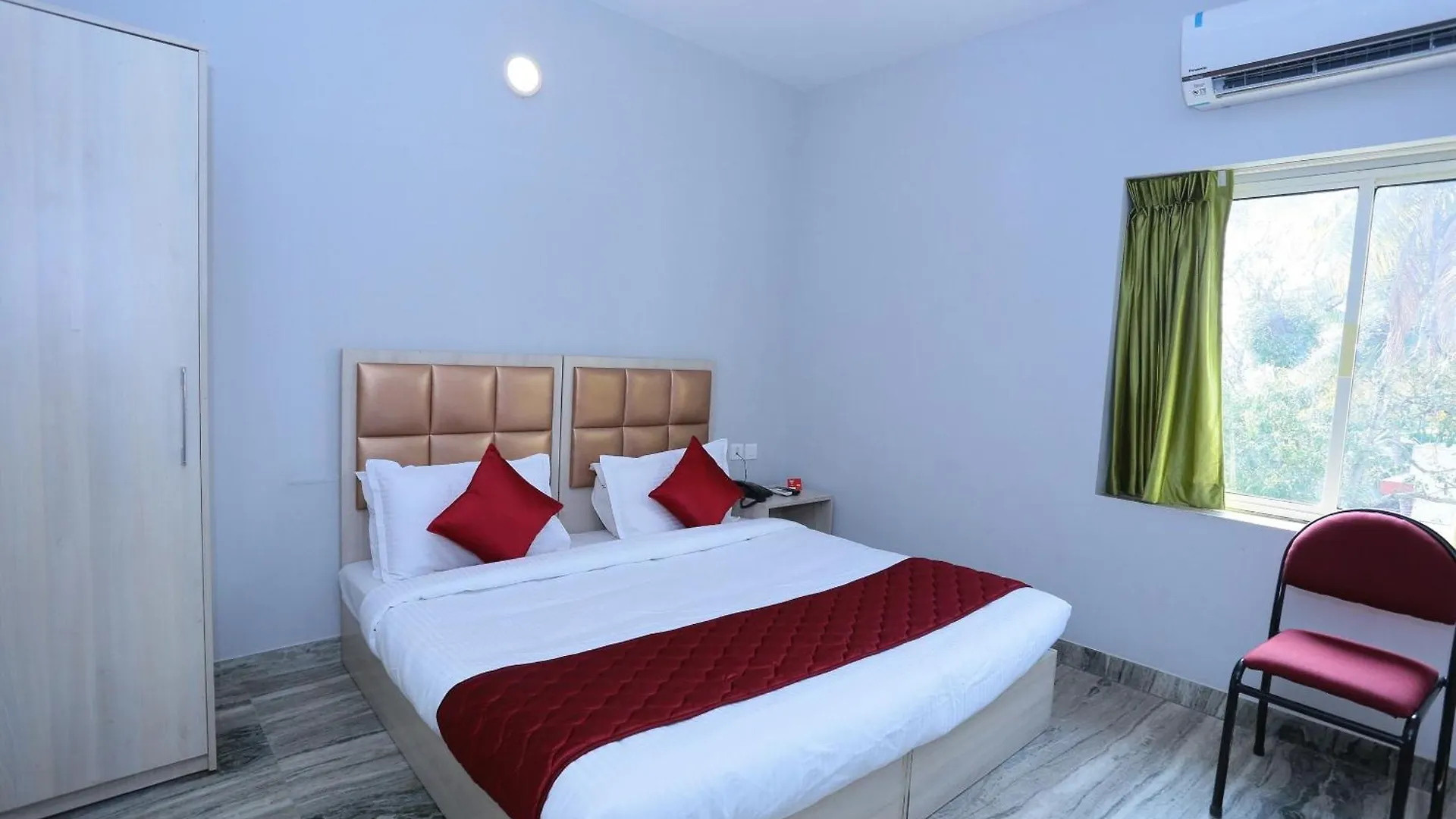 Super Townhouse Prince Palace Thiruvananthapuram