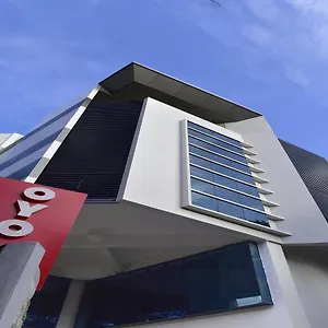 Hotel Oyo 9116 Thamburu International, Thiruvananthapuram